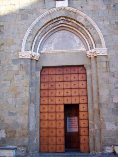 Il portale della chiesa